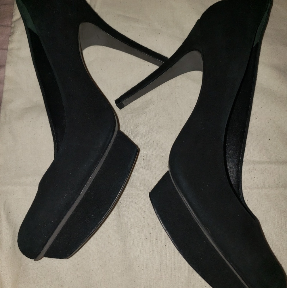 Black Suede Platform Pump - image 5